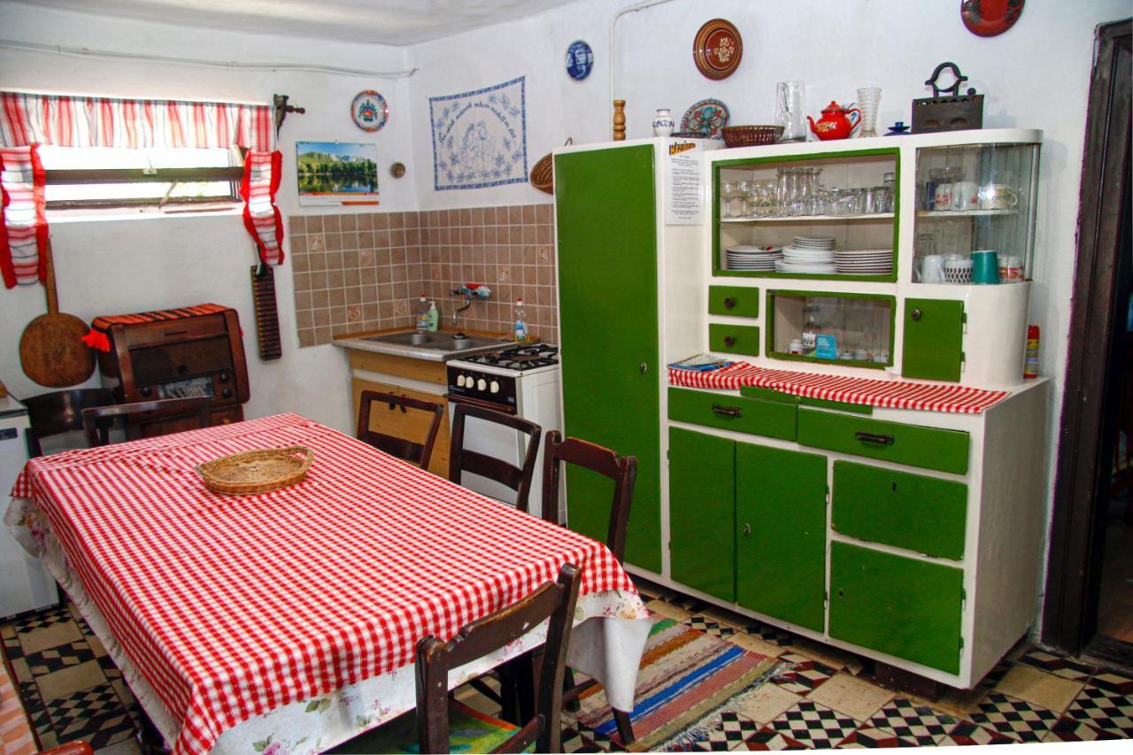 Vén Diófa Kúria Casa di campagna